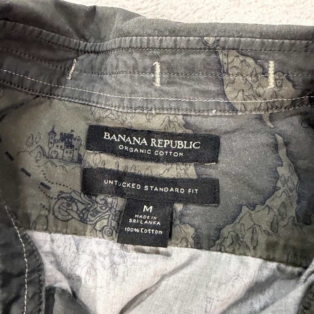 Banana Republic Organic Cotton Shirt Men Medium Standard Fit Green Treasure Map - Picture 3 of 8